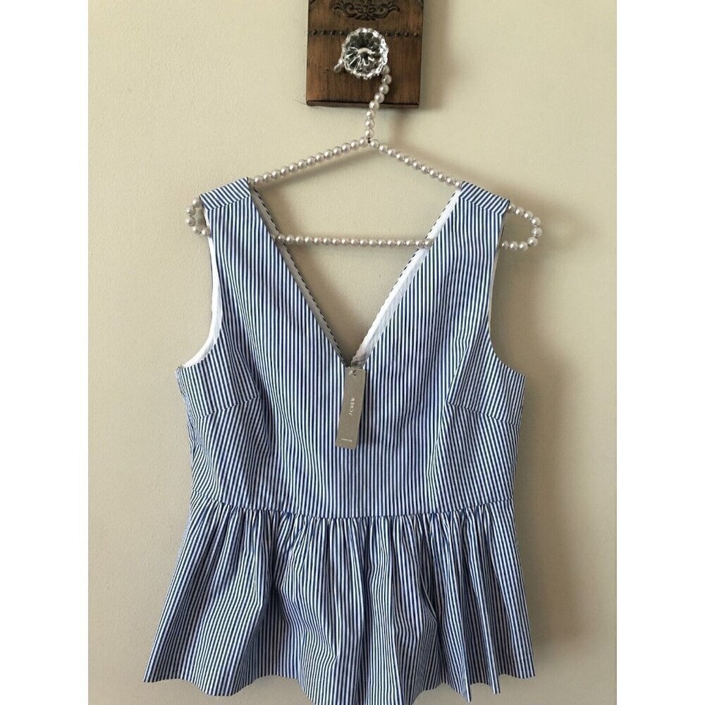 NWT JCrew Always Size 2 Sleeveless Blue White Striped V-Neck Peplum Top